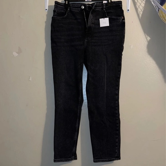 Vintage Hi-Rise Skinny Jeans - Picture 4 of 7